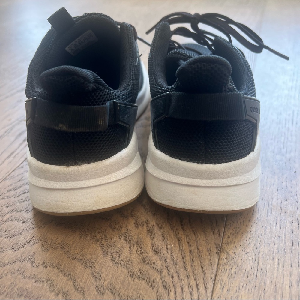 Adidas Black and White Questar Ride 'Core Black' B44832 - Picture 4 of 9